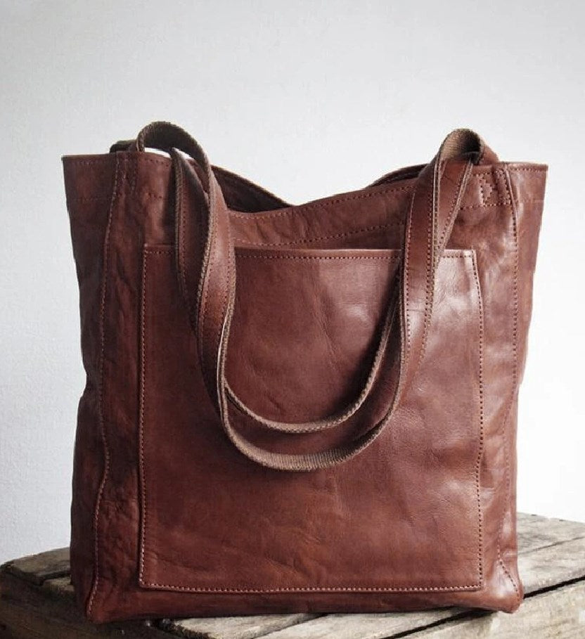 Elysia – Classic Leather Shoulder Bag